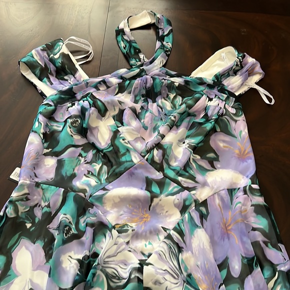 TADASHI SHOJI ARLENE CUTOUT HALTER FLORAL MIDI DRESS - Picture 9 of 16